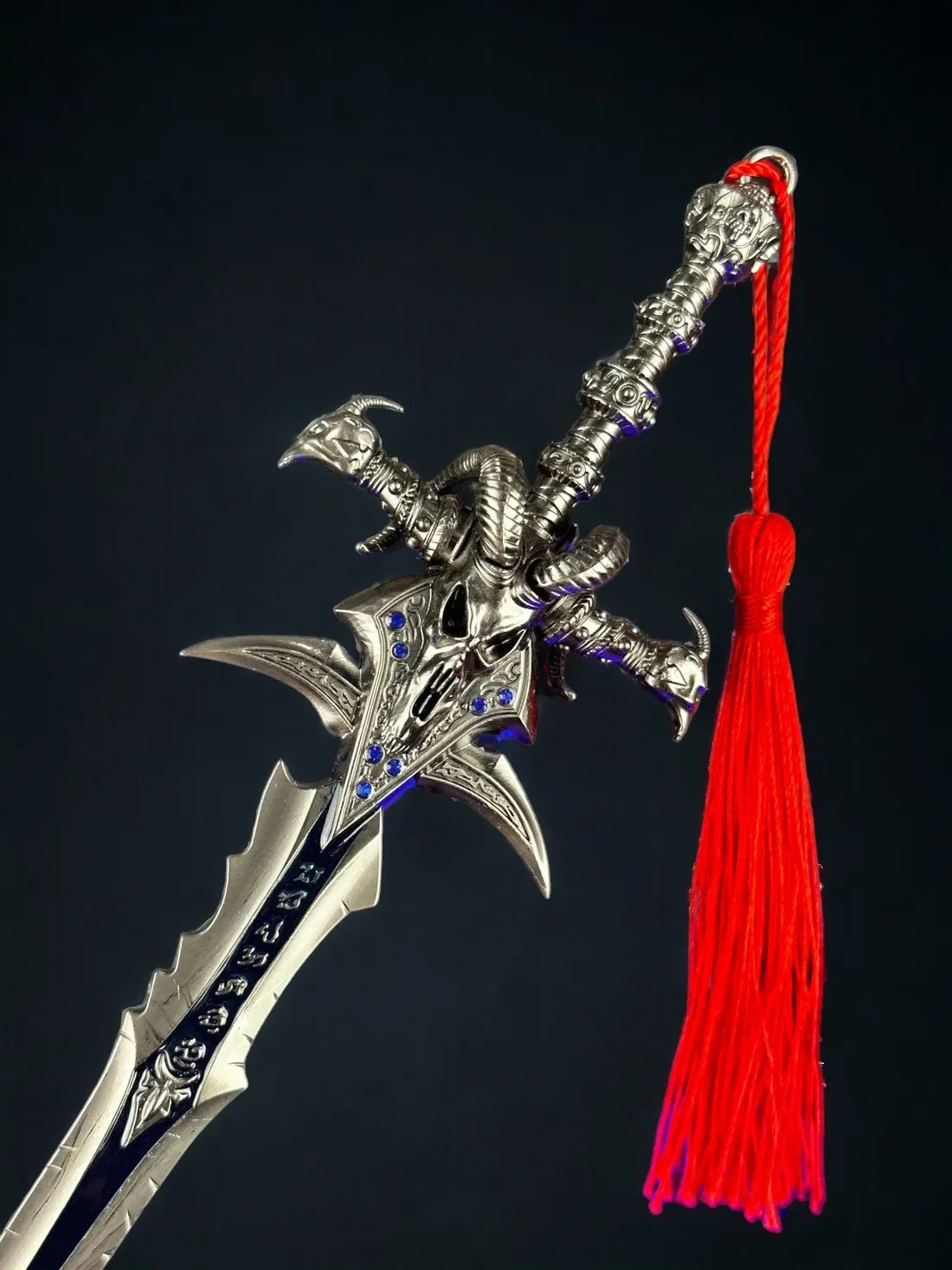 Frostmourne | World of Warcraft Limited Edition - Acejin